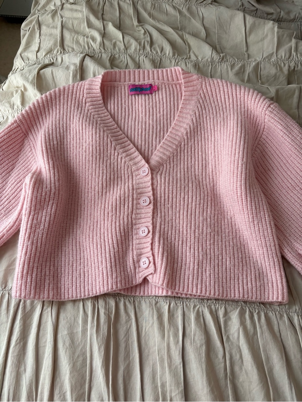 Edikted Women's Pink Ribbed V-Neck Button Cardigan Sweater
